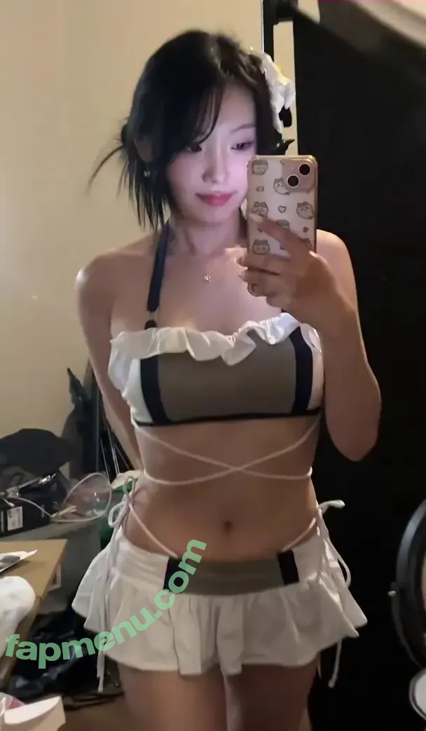 Kong nude photo #0032 (hongkongdoll / imkongguksu / kong_ttv)