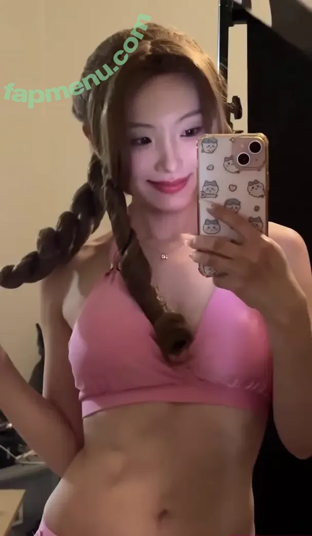 Kong nude photo #0037 (hongkongdoll / imkongguksu / kong_ttv)