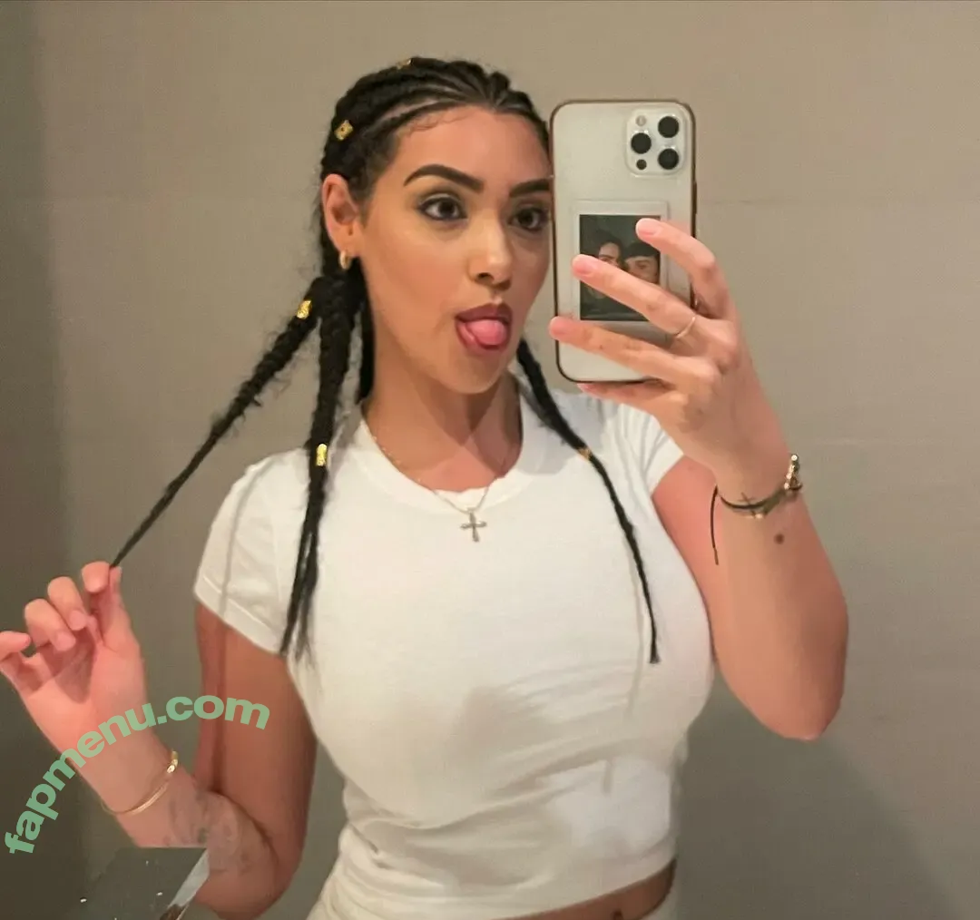 Konstantia nude photo #0001 (konstantia__)