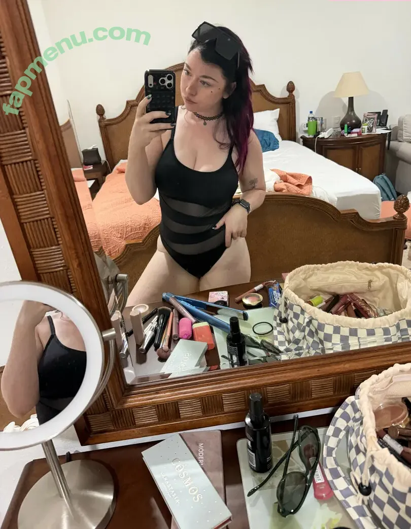 Koolysmiley nude photo #0239 (Koolysmiley)