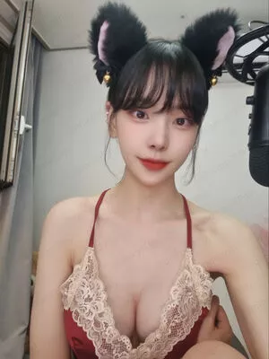 Korean Afreeca Streamer / feet10 / ki_yunjin nude photo #0055