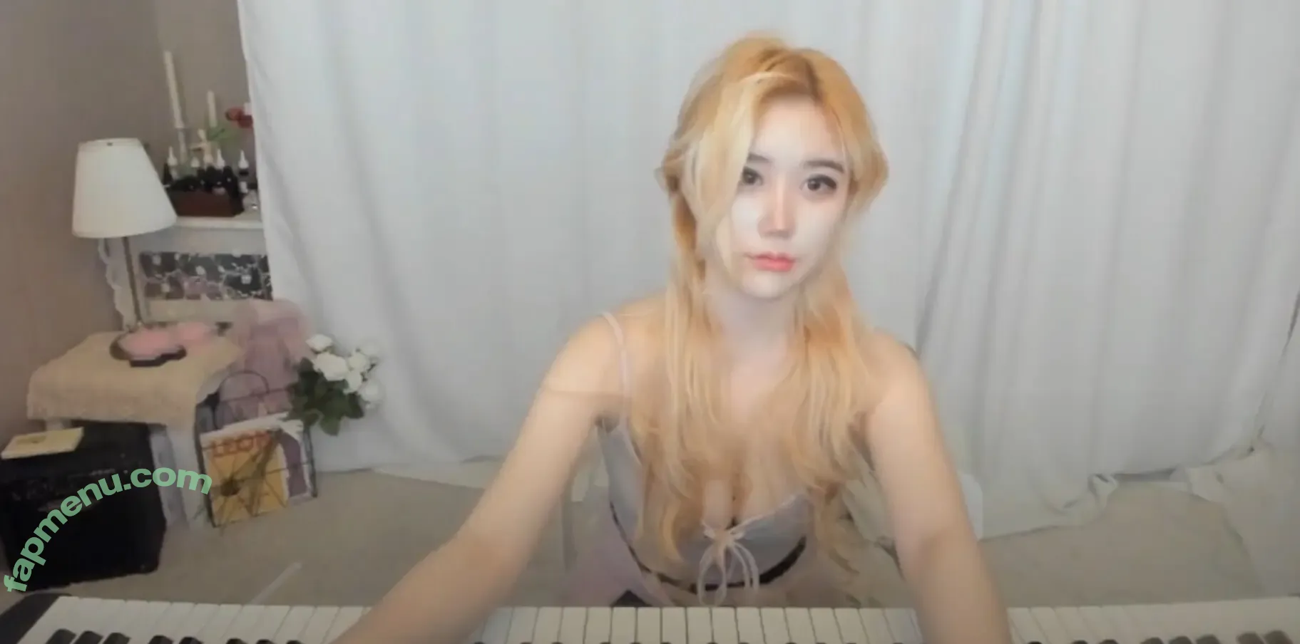 Korean BJ nude photo #0122 (Broadcast Jockeys / KBJ)