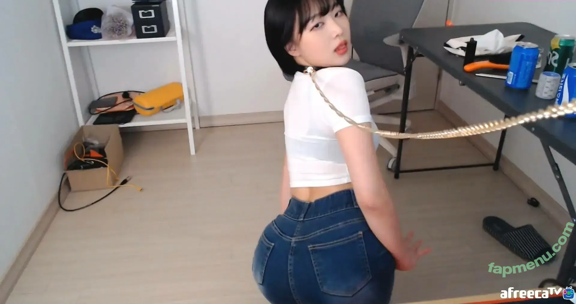 Korean BJ nude photo #0142 (Broadcast Jockeys / KBJ)