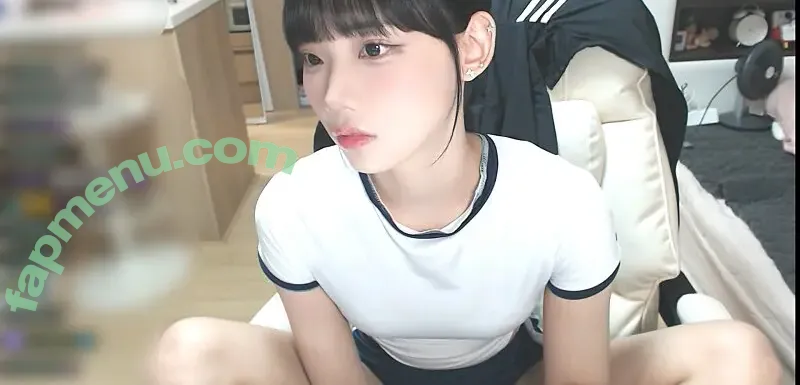 Korean BJ nude photo #0154 (Broadcast Jockeys / KBJ)