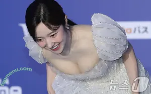 Korean Celebrities / soompi nude photo #0012