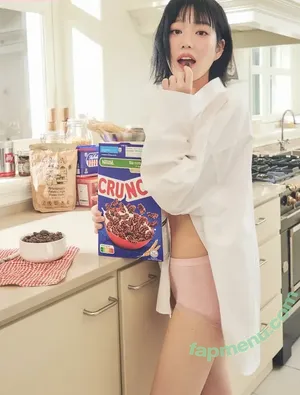 Korean Celebrities / soompi nude photo #0033