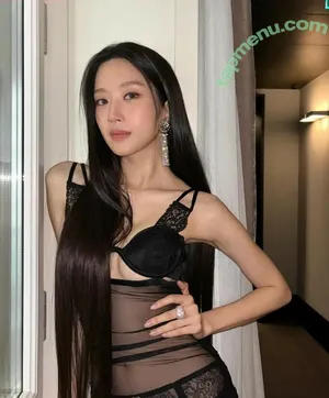 Korean Celebrities / soompi nude photo #0052