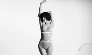 Korean Celebrities / soompi nude photo #0096