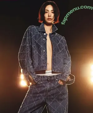 Korean Celebrities / soompi nude photo #0143