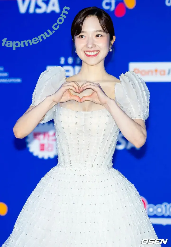Korean Celebrities nude photo #0002 (soompi)