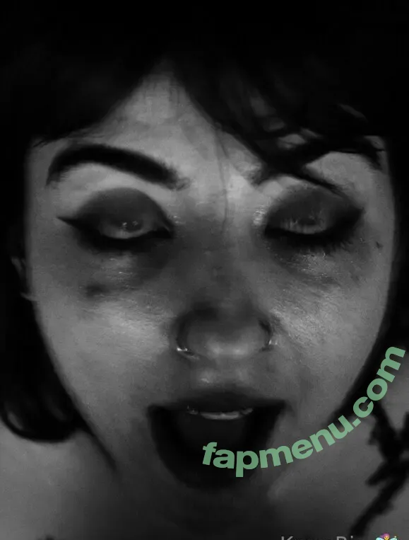 korramar nude photo #0018 (korramar)