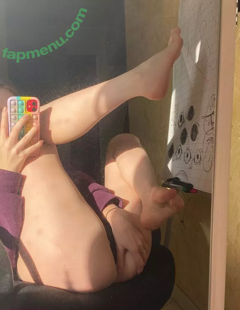 kosha1ne nude photo #0046 (koshainee)