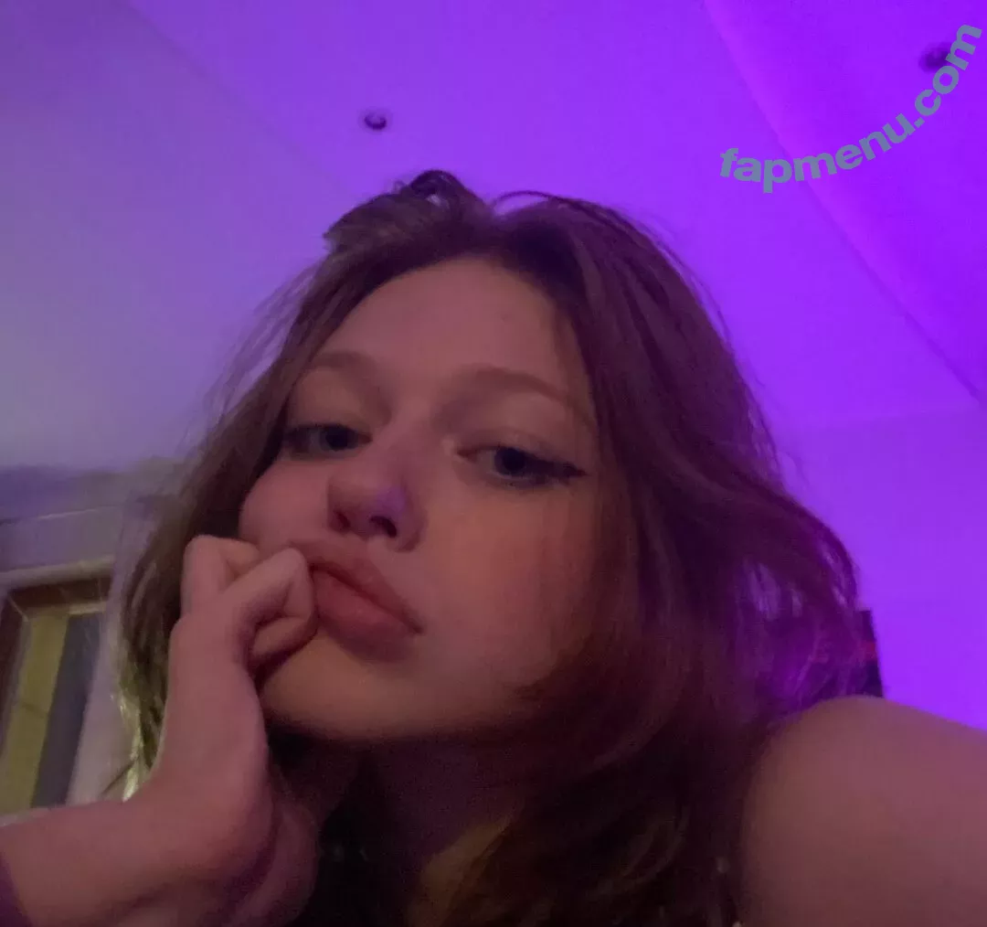 kosha1ne nude photo #0047 (koshainee)