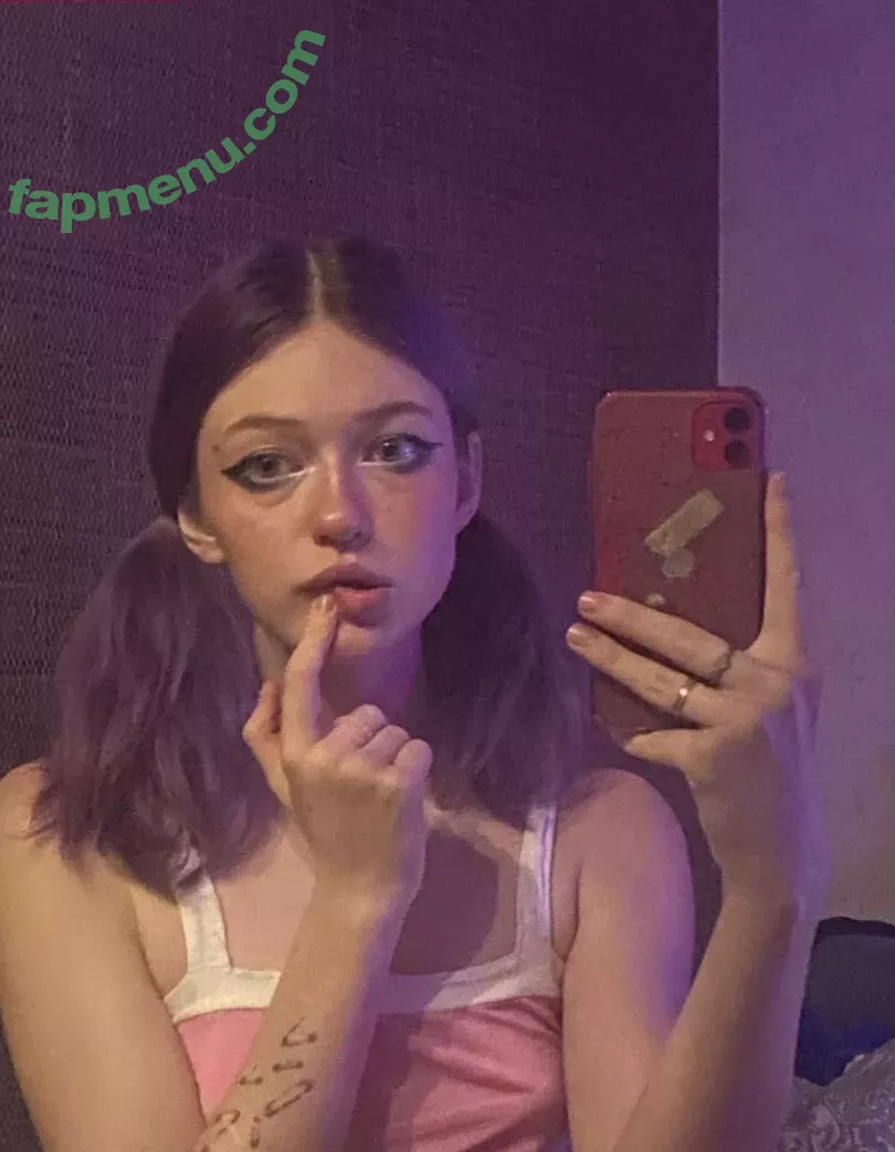 kosha1ne nude photo #0064 (koshainee)