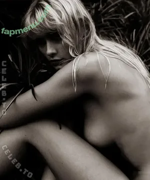 koshernaya / lovealight nude photo #0058