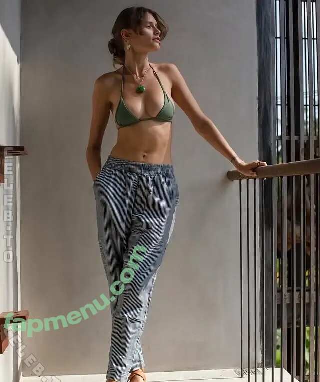 koshernaya nude photo #0091 (lovealight)