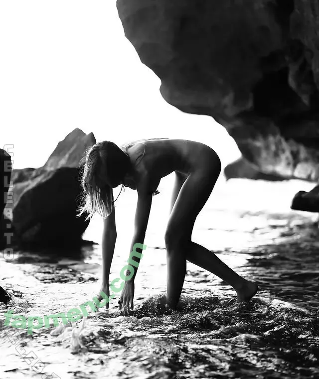 koshernaya nude photo #0109 (lovealight)