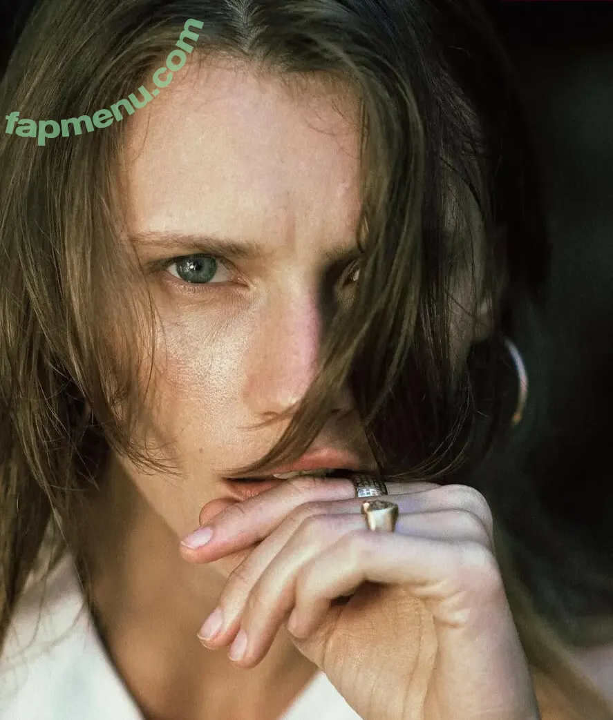 koshernaya nude photo #0136 (lovealight)