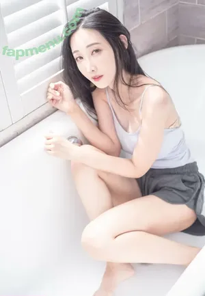 Kosos2684 / 蕎蕎_ 小妃姬 nude photo #0398