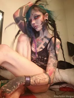 kota_morgue / misspredator666 / rottenmorgue nude photo #0044