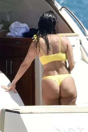 Kourtney Kardashian / kourtneykardash nude photo #0070