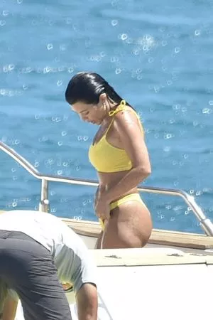 Kourtney Kardashian / kourtneykardash nude photo #0074