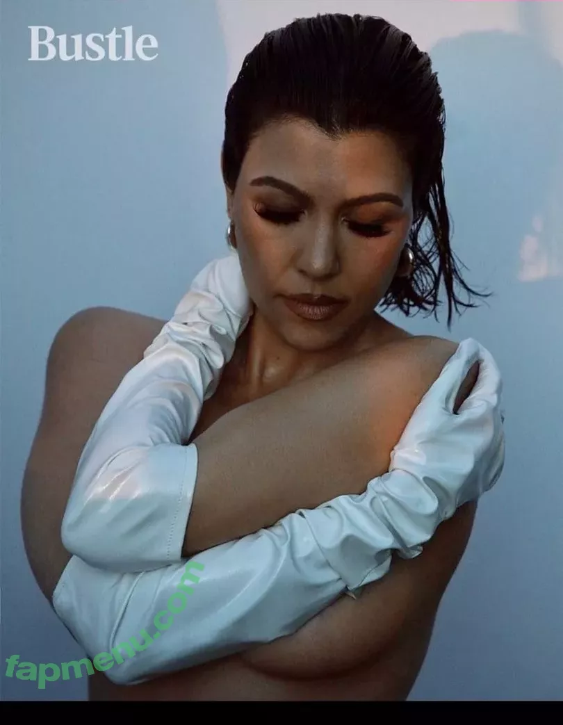 Kourtney Kardashian nude photo #0024 (kourtneykardash)