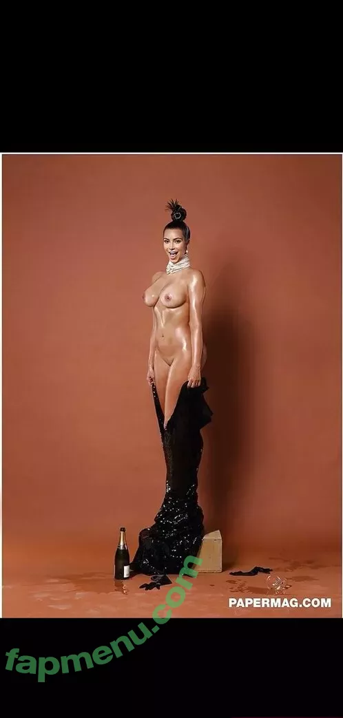 Kourtney Kardashian nude photo #0192 (kourtneykardash)