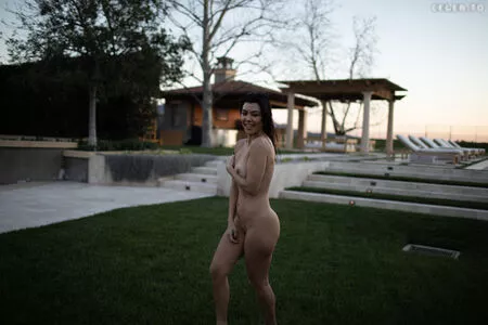 Kourtney Kardashian / kourtneykardash nude photo #1091