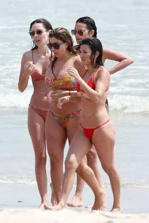 Kourtney Kardashian / kourtneykardash nude photo #1155