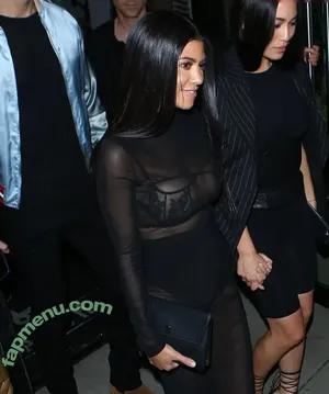 Kourtney Kardashian / kourtney_kardashian / kourtneykardash nude photo #1261