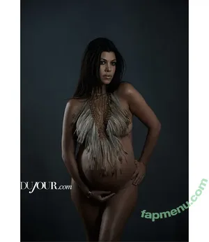 Kourtney Kardashian / kourtneykardash nude photo #1312