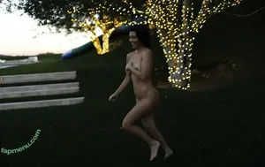 Kourtney Kardashian / kourtney_kardashian / kourtneykardash nude photo #1634