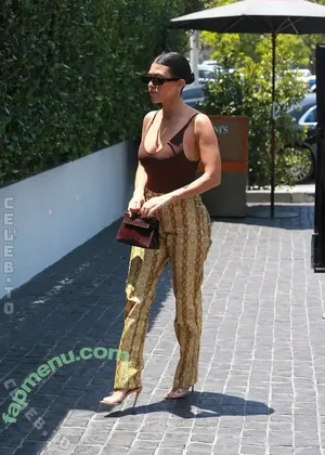 Kourtney Kardashian / kourtney_kardashian / kourtneykardash nude photo #1672