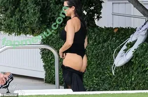 Kourtney Kardashian / kourtney_kardashian / kourtneykardash nude photo #1700