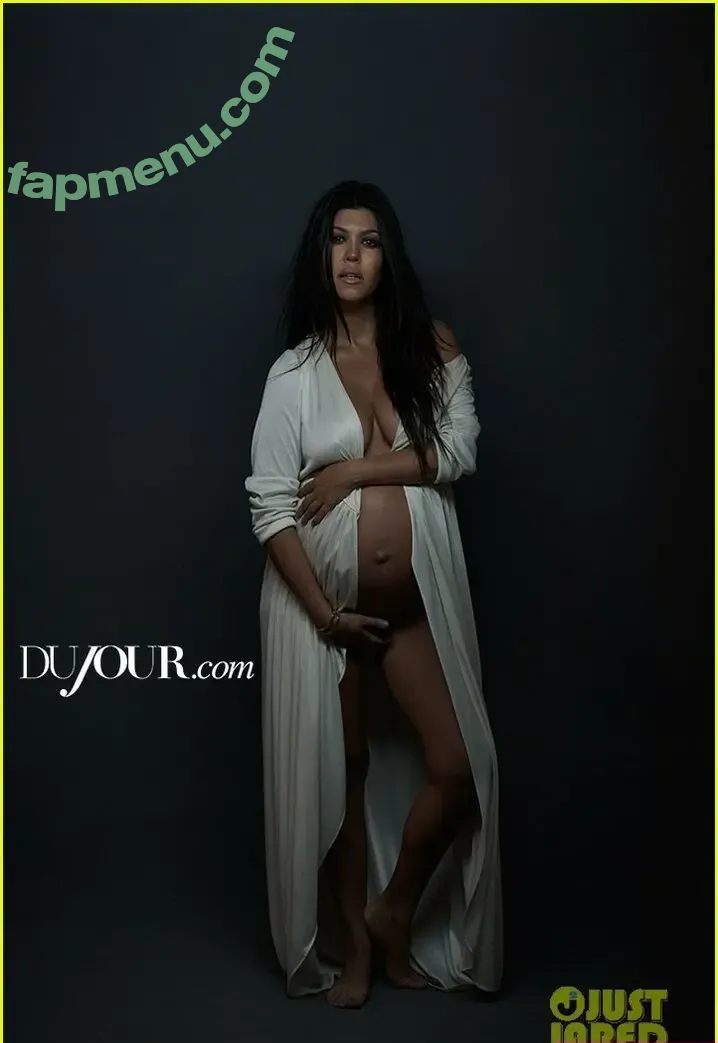 Kourtney Kardashian nude photo #1328 (kourtneykardash)