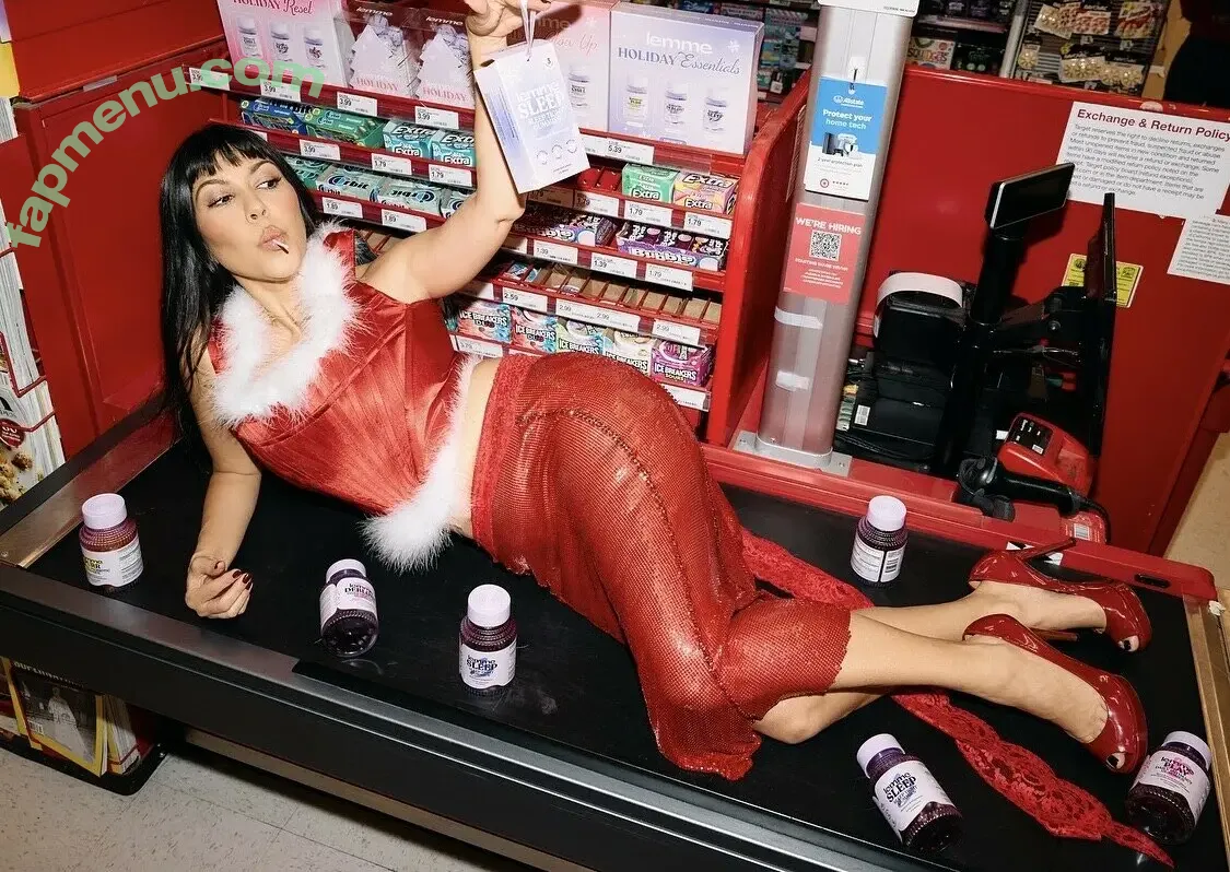 Kourtney Kardashian nude photo #1648 (kourtney_kardashian / kourtneykardash)