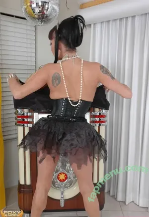 Kourtney Van Wales / Cortney / Courtney VanWales / KVWXXX / Kourtney / Vancie Vega / kourtneydash / starringkourtneypaige nude photo #0108