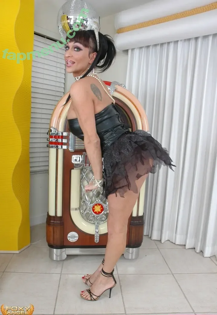 Kourtney Van Wales nude photo #0080 (Cortney / Courtney VanWales / KVWXXX / Kourtney / Vancie Vega / kourtneydash / starringkourtneypaige)