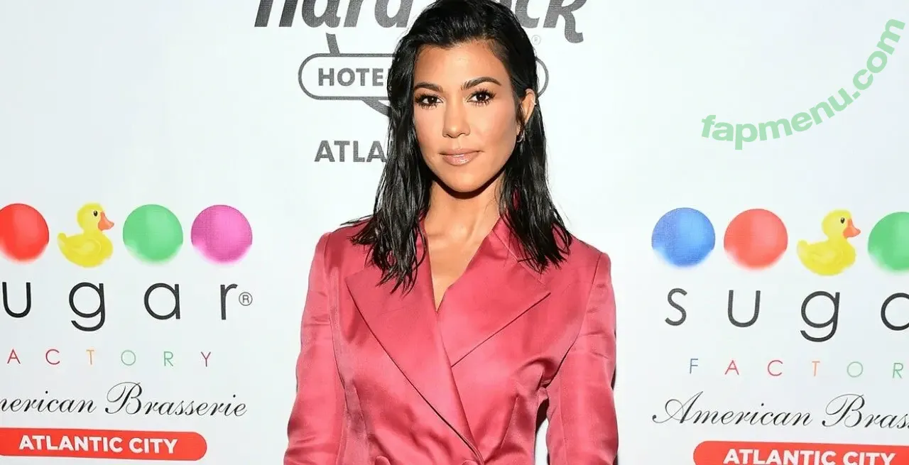 Kourtney nude photo #0017 (Kourtney)