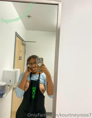 kourtneyrose7 / rose.kourts nude photo #0016