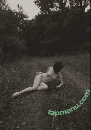 Koz Ak / viwaiz nude photo #0017