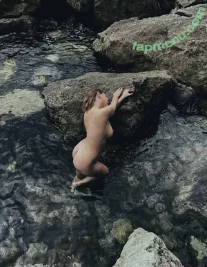  nude photo #0003