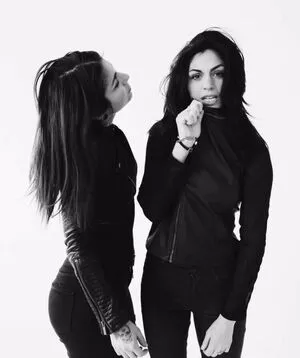 Krewella / Yasmine Yousaf & Jahan Yousaf / krewellajahan nude photo #0009