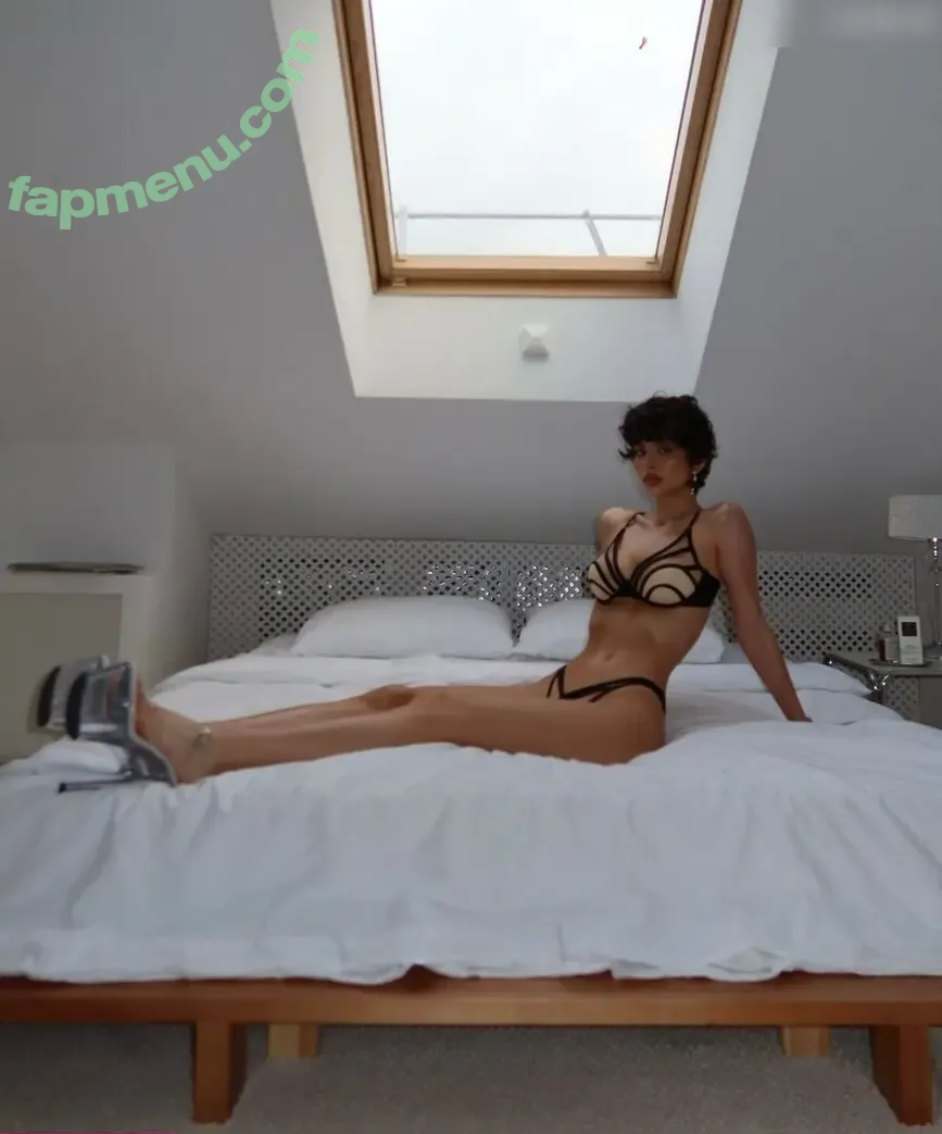 Kris Blackberry (Mugretnug) nude photo #0008 (Kris Blackberry (Mugretnug))