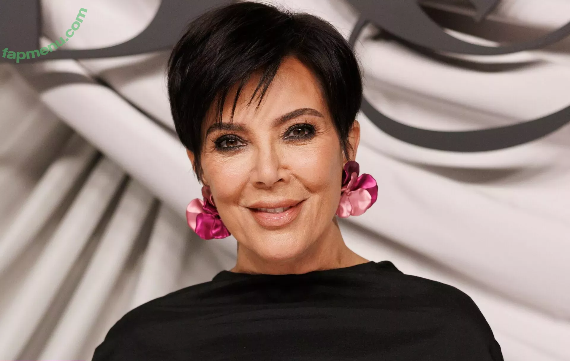 Kris Jenner nude photo #0018 (krisjenner)