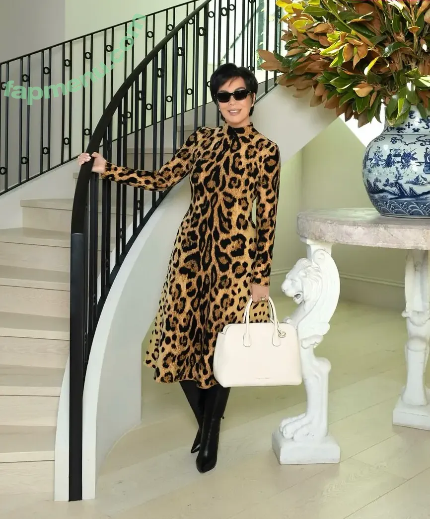 Kris Jenner nude photo #0099 (krisjenner)