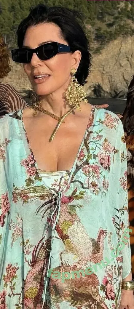 Kris Jenner nude photo #0105 (krisjenner)