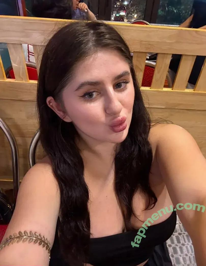 kris_juicy nude photo #0119 (kristijuicy)