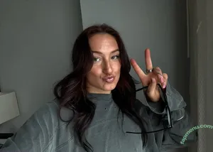 Kris Statlander / callmekrisstat nude photo #0544